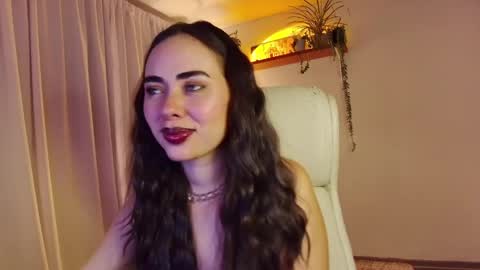 Talia online show from 05-13-26, 04:43