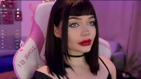Snapshot of babyroxynill chatting on 06-01-26, 08:43 Nika online show from 06-01-26, 08:43