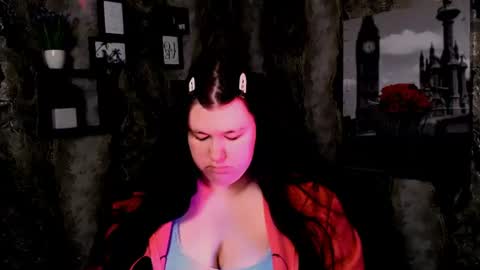 Snapshot of babytaera_ chatting on 06-25-26, 02:33 BabyTaera online show from 06-25-26, 02:33