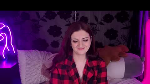 Snapshot of backtatava chatting on 03-25-26, 01:33 Ava online show from 03-25-26, 01:33