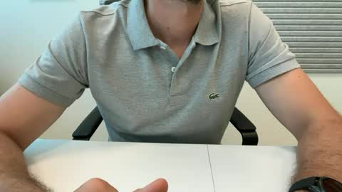 Snapshot of backtoureon chatting on 06-29-26, 10:15 backtoureon online show from 06-29-26, 10:15