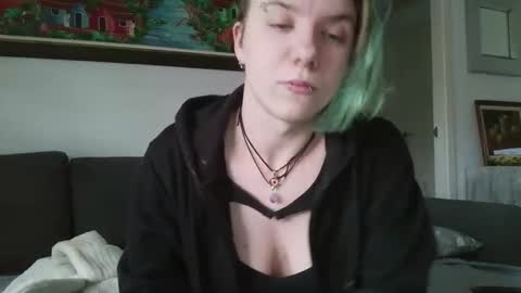 Honey online show from 02-04-26, 07:58