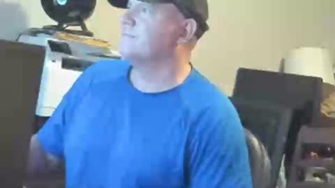 Snapshot of bad_boy4u2abuse chatting on 09-22-25, 04:25 bad_boy4u2abuse online show from 09-22-25, 04:25