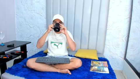 bad_boy_21_ online show from 02-18-26, 03:57