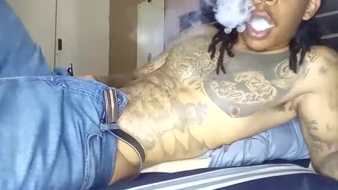 Snapshot of bad_dawgg chatting on 03-02-25, 04:21 rastafaria online show from 03-02-25, 04:21