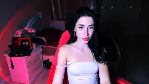 Miss Desire...do you remember online show from 11-07-25, 05:35