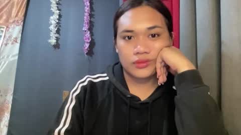 Snapshot of bad_kitty_amara chatting on 03-04-26, 04:57 AMARA - FOLLOW ME AND THUMBS UP online show from 03-04-26, 04:57