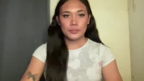 Snapshot of bad_kitty_amara chatting on 03-11-26, 01:44 AMARA - FOLLOW ME AND THUMBS UP online show from 03-11-26, 01:44