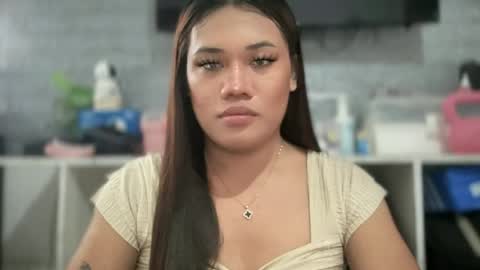 AMARA - FOLLOW ME AND THUMBS UP online show from 06-24-26, 01:26