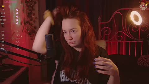 Snapshot of badassswitch chatting on 01-22-25, 12:59 Franki online show from 01-22-25, 12:59