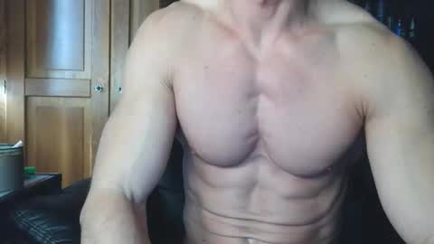 Snapshot of badboy951337 chatting on 11-13-25, 09:52 Badboy95 online show from 11-13-25, 09:52