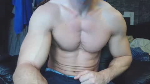 Snapshot of badboy951337 chatting on 11-17-25, 12:22 Badboy95 online show from 11-17-25, 12:22