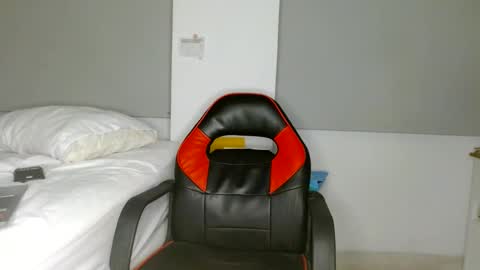 Snapshot of badbunny_69_ chatting on 02-03-25, 11:20 badbunny_69_ online show from 02-03-25, 11:20