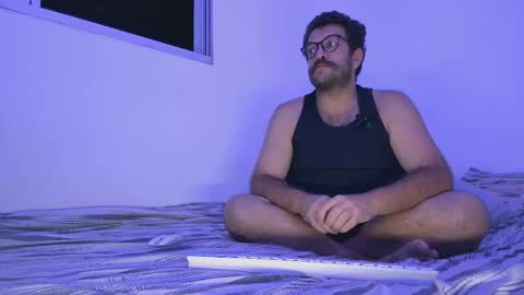 Baddaddybrazil online show from 11-21-25, 01:48