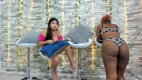 Snapshot of badgirls_000 chatting on 03-10-25, 11:32 candy and dayan online show from 03-10-25, 11:32