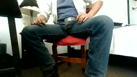 Mexican livin Off the Wall online show from 07-24-26, 05:33