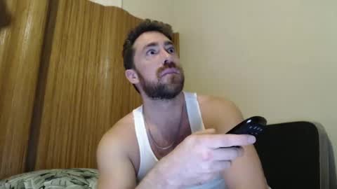 Snapshot of badjack1 chatting on 11-04-25, 02:54 Rey online show from 11-04-25, 02:54