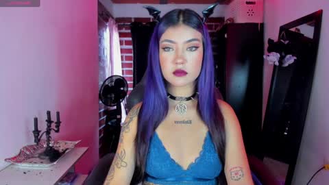 Snapshot of badkatyuska chatting on 01-01-25, 07:21 Please help me to reach 100 thumbs up online show from 01-01-25, 07:21