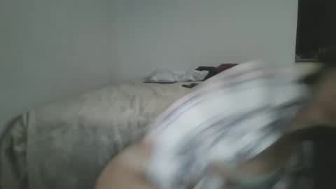 Snapshot of badkitty9669 chatting on 12-04-24, 06:33 badkitty9669 online show from 12-04-24, 06:33