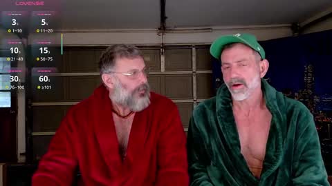 Snapshot of badnightwolf chatting on 02-04-26, 01:39 Silver online show from 02-04-26, 01:39