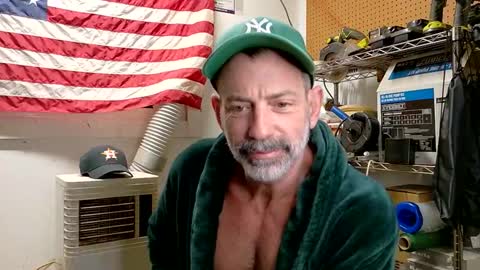 Snapshot of badnightwolf chatting on 02-06-26, 12:30 Silver online show from 02-06-26, 12:30