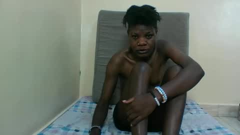 Snapshot of bads_hornies chatting on 01-13-26, 05:35 bads_hornies online show from 01-13-26, 05:35