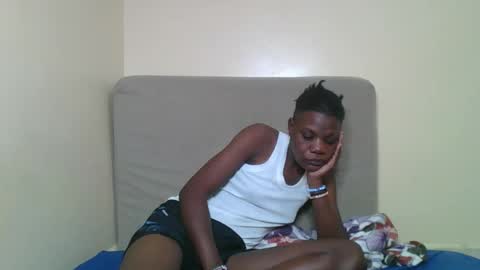 Snapshot of bads_hornies chatting on 02-25-26, 06:56 bads_hornies online show from 02-25-26, 06:56