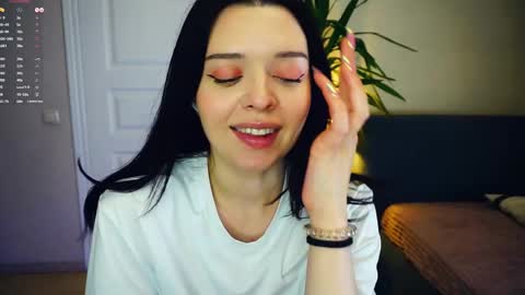Snapshot of bae_miamor chatting on 05-27-26, 07:33 Hello my name is Ariella online show from 05-27-26, 07:33