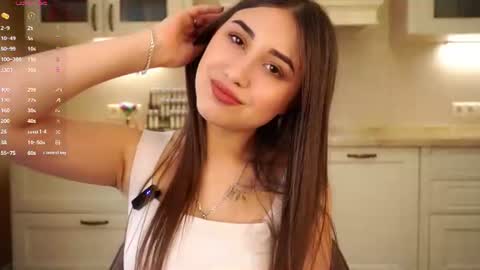 Snapshot of bae_miamor chatting on 06-11-26, 10:13 Hello my name is Ariella online show from 06-11-26, 10:13