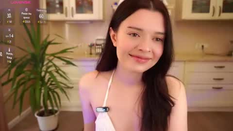 Hello my name is Ariella online show from 06-29-26, 03:45