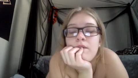 baeblondie online show from 02-25-25, 03:05