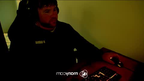 Snapshot of baftez chatting on 02-04-26, 07:58 Baffels online show from 02-04-26, 07:58