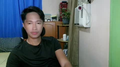Snapshot of baggage00 chatting on 06-29-26, 04:40 baggage00 online show from 06-29-26, 04:40