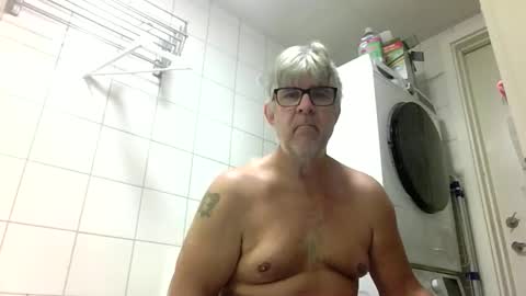 baggelina75 online show from 10-21-25, 09:43