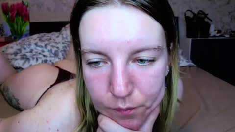 holly online show from 04-27-26, 03:43