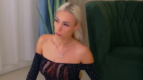 bailey_rush online show from 11-17-25, 04:46