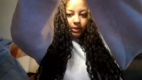 Snapshot of baileymadz chatting on 06-23-26, 01:31 baileymadz online show from 06-23-26, 01:31