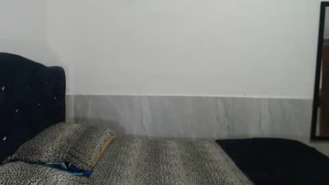 Snapshot of balentina_hot chatting on 03-12-25, 05:13 valentina online show from 03-12-25, 05:13