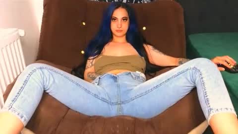 Amy online show from 05-26-26, 09:11