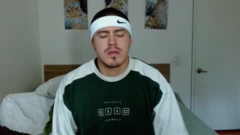 Andres -  online show from 02-17-25, 01:32