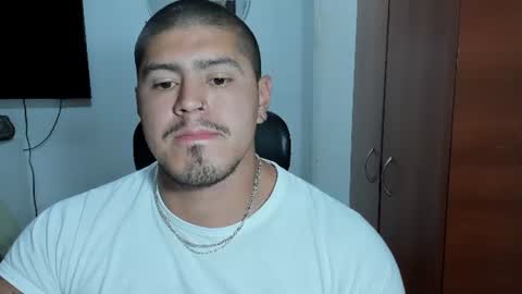 Snapshot of baltazardupont chatting on 07-15-26, 06:51 Andres - online show from 07-15-26, 06:51
