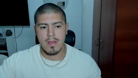 Snapshot of baltazardupont chatting on 07-29-26, 03:15 Andres - online show from 07-29-26, 03:15