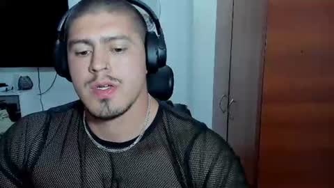 Snapshot of baltazardupont chatting on 08-01-26, 03:39 Andres - online show from 08-01-26, 03:39