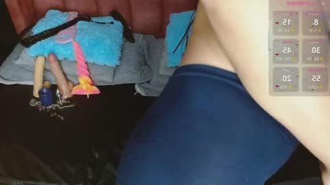 Arianna   online show from 10-23-25, 09:57