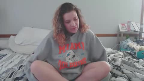 Snapshot of bambi_ambi chatting on 12-21-24, 08:43 Bambi online show from 12-21-24, 08:43