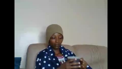 Snapshot of bambi_bunnie chatting on 07-04-26, 08:09 Bambi online show from 07-04-26, 08:09
