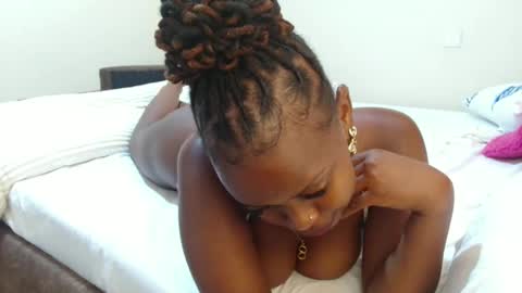 Snapshot of bambi_e chatting on 04-11-26, 07:45 bambi_e online show from 04-11-26, 07:45