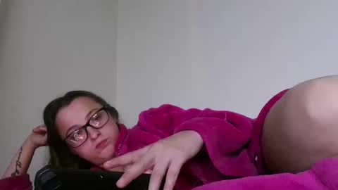 Snapshot of bambiboo8113 chatting on 10-10-25, 05:28 bambiboo8113 online show from 10-10-25, 05:28