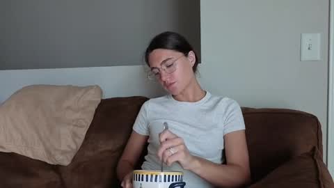 bambifarrina online show from 04-24-26, 02:30