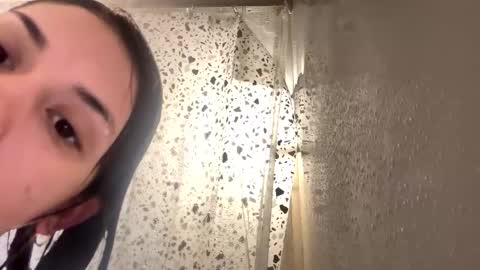 bambii_petite online show from 01-10-26, 02:30